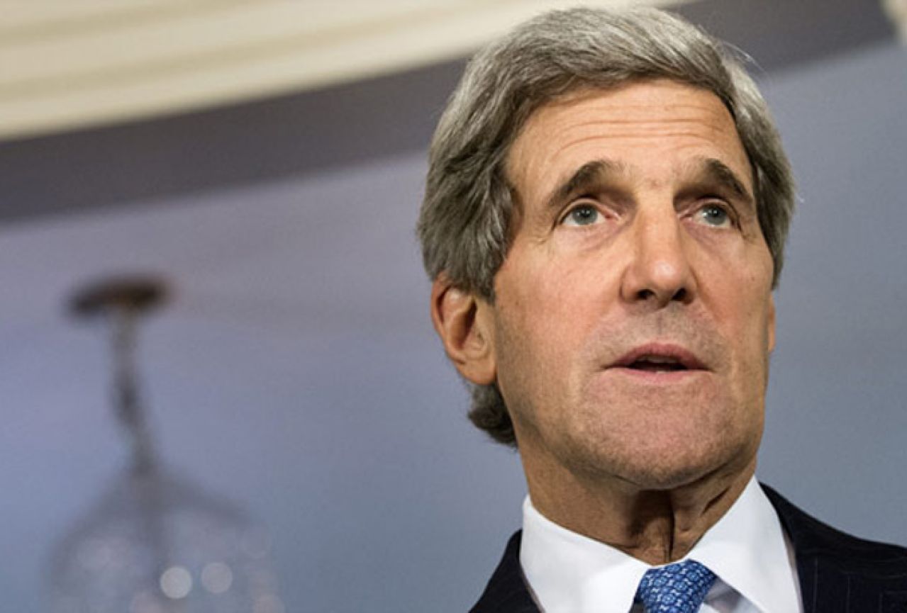 Kerry: Islamsku državu ubrzo ćemo protjerati iz Sirija i Iraka