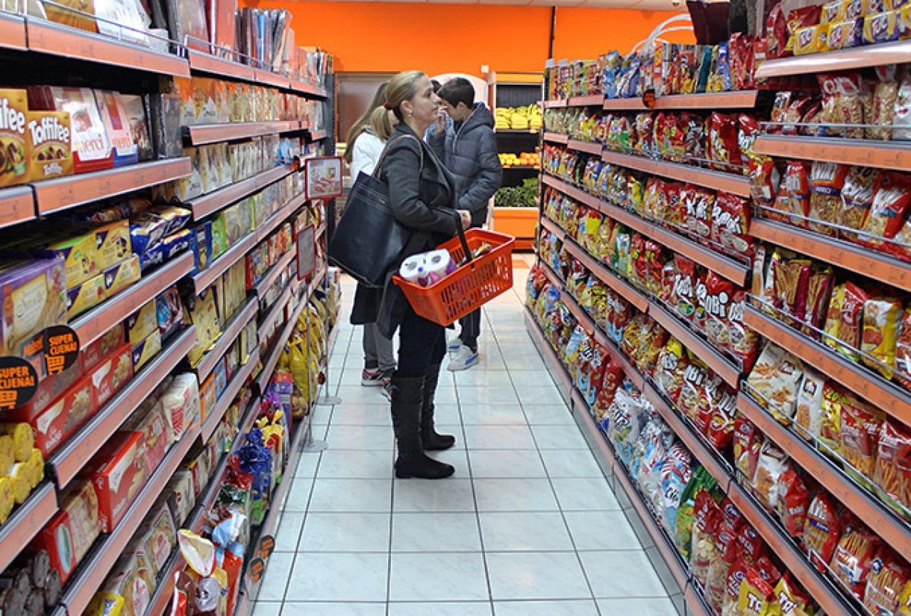 Vlada ukida odredbu o obaveznih 50 posto domaćih proizvoda u trgovinama