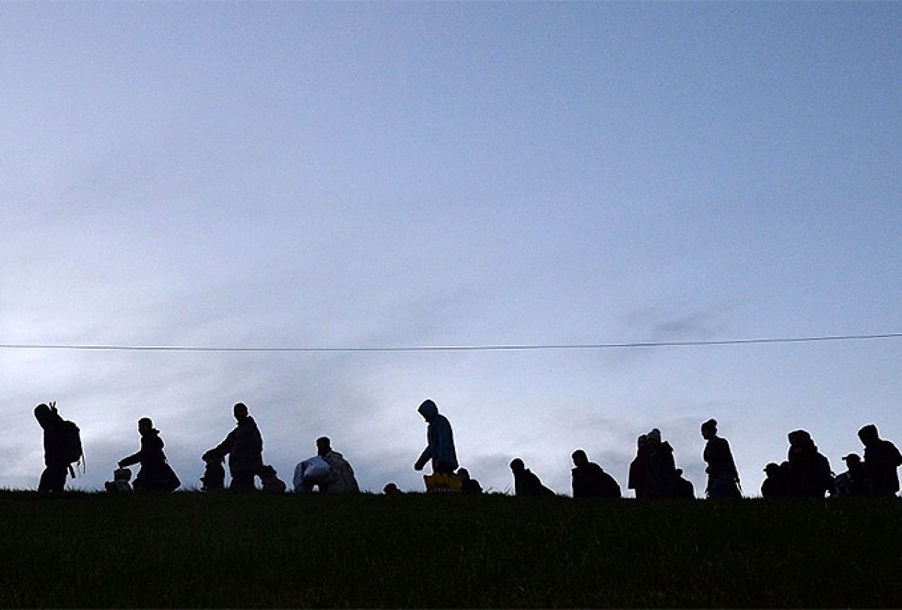 Slovenci s granice vratili ilegalne migrante