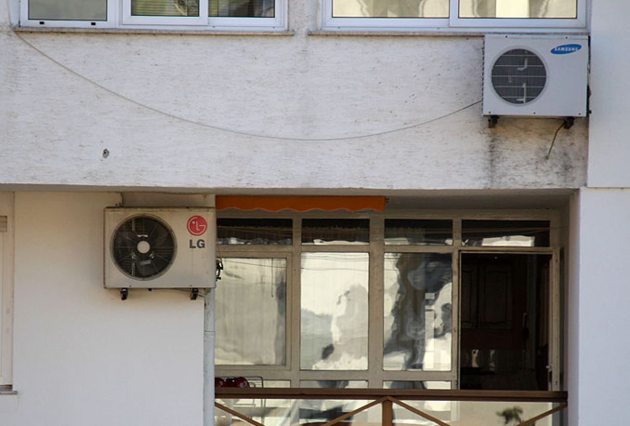 Skupoća u Mostaru: Poslovni prostor i kuća od milijun, stan od skoro 300.000 KM