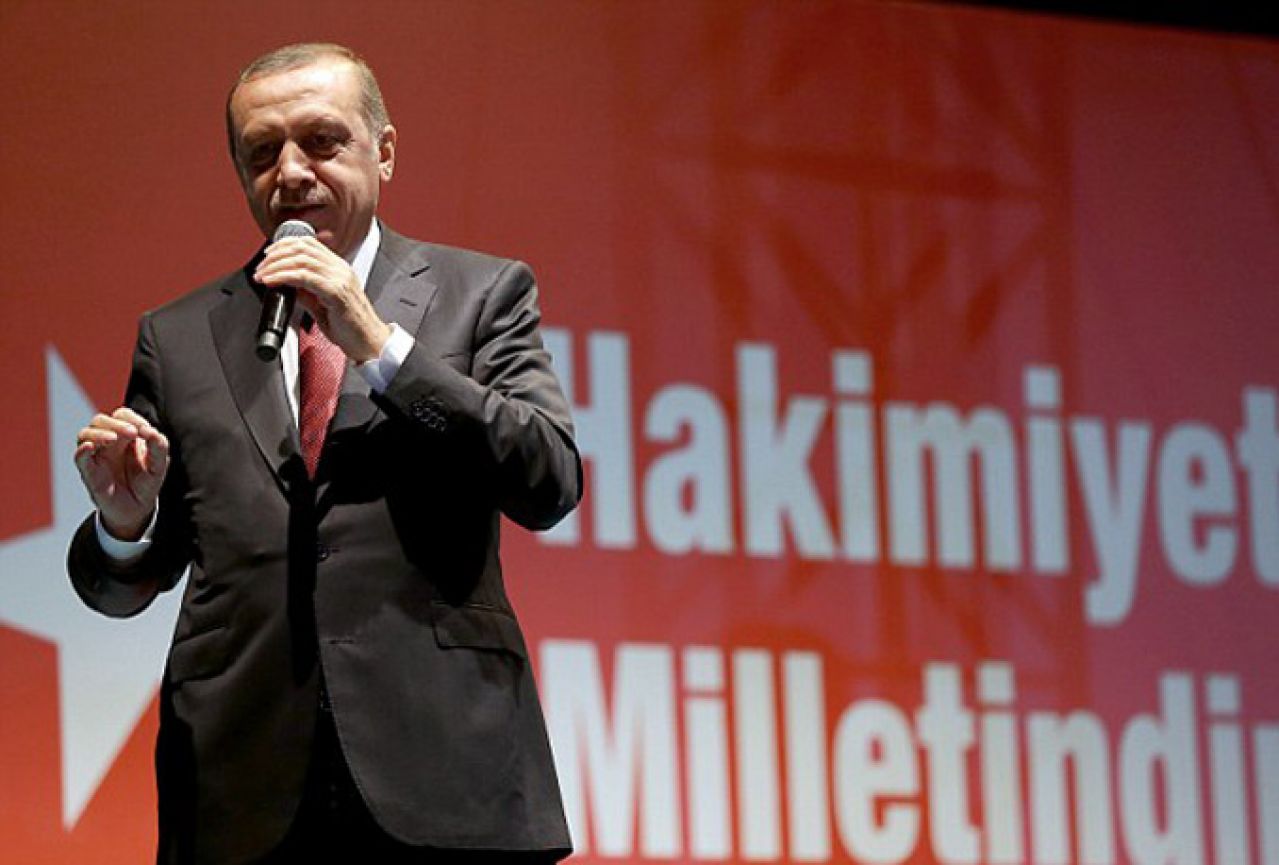 Erdogan oštro prema Zapadu: Scenarij za puč 'napisan u inozemstvu'