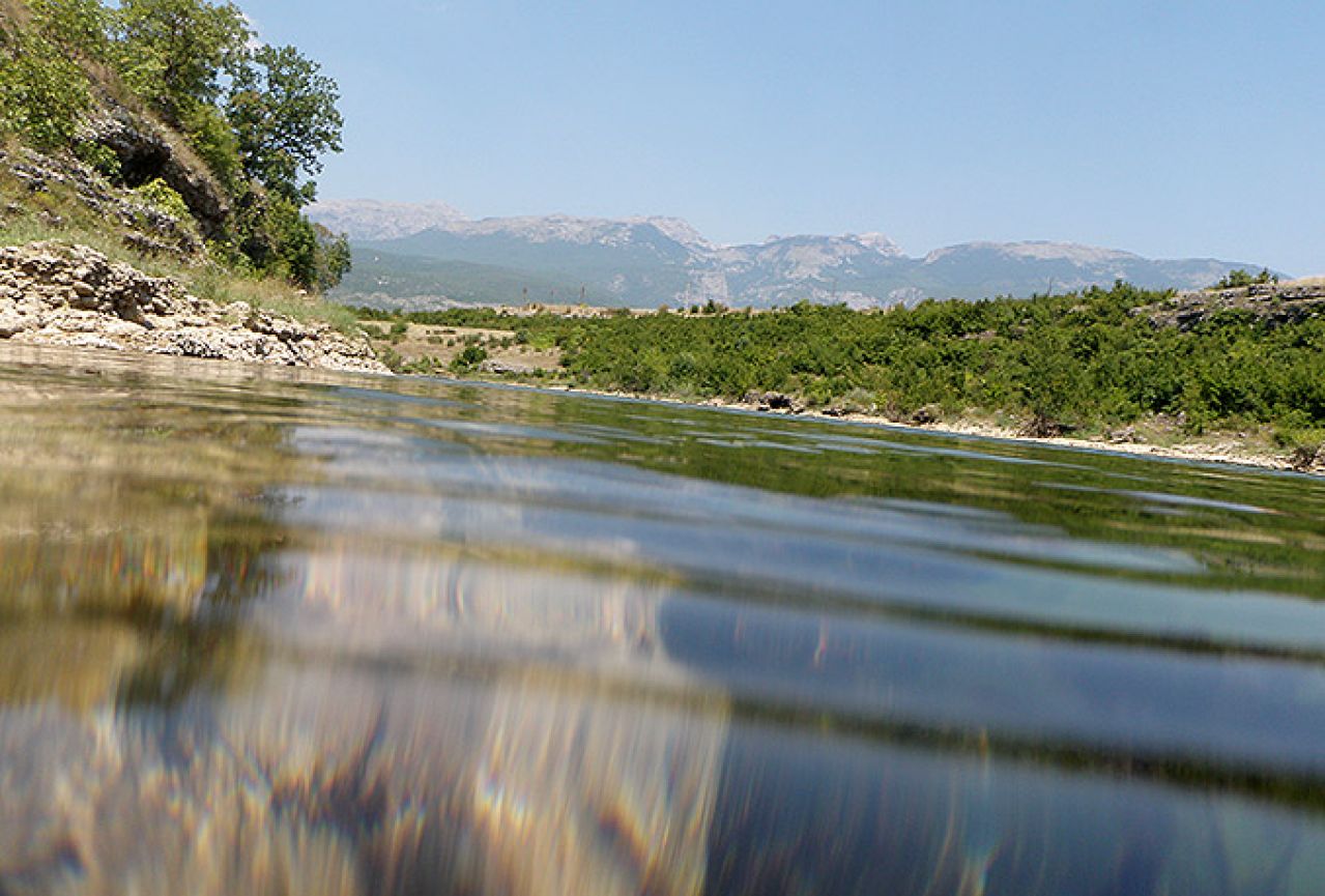 BiH: Prva po bogatstvu vodom, prva po uvozu vode