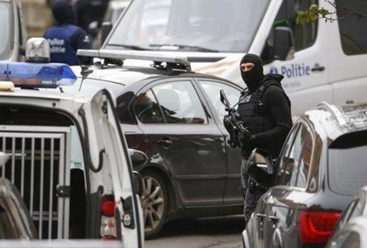 Ubijen azilant koji je mačetom ranio dvije belgijske policajke