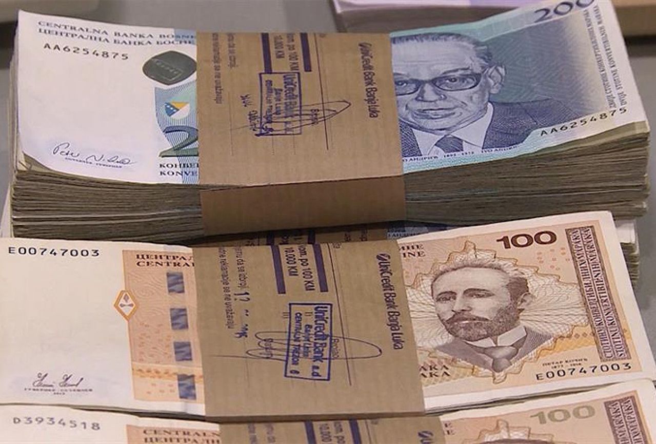 BiH: Najbogatije 23 osobe zaradile su koliko i 76.700 građana