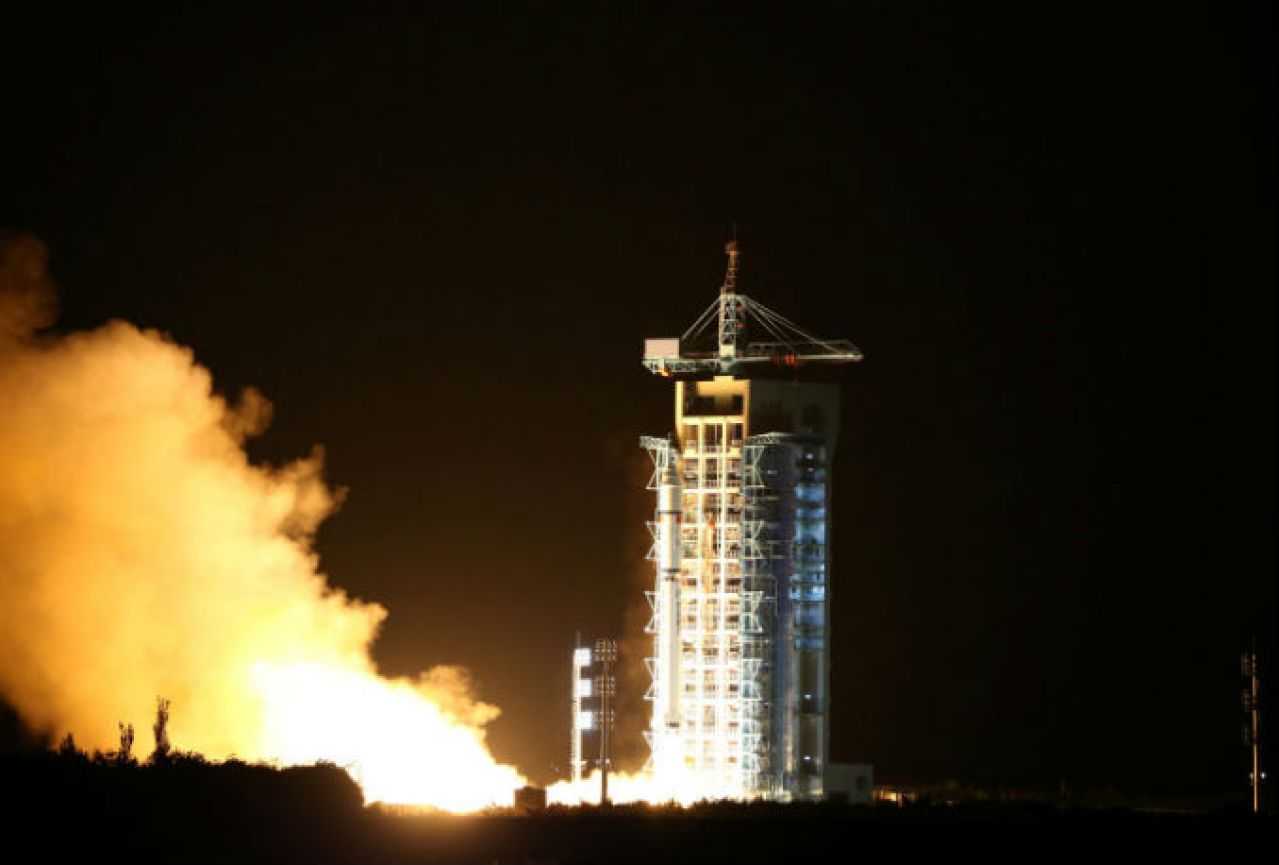 VIDEO | Kina lansirala prvi kvantni satelit na svijetu