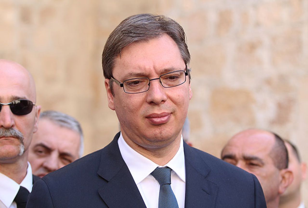 Vučić se ne želi miješati u pitanje referenduma u RS-u