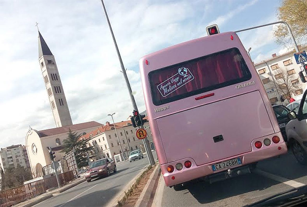 Turističkim autobusima naplaćivati ulaz u Mostar?
