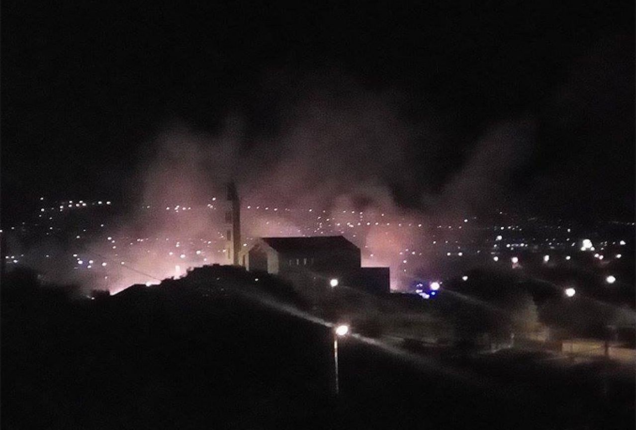Vatrogasci ugasili požar u Rodoču nakon tri sata borbe