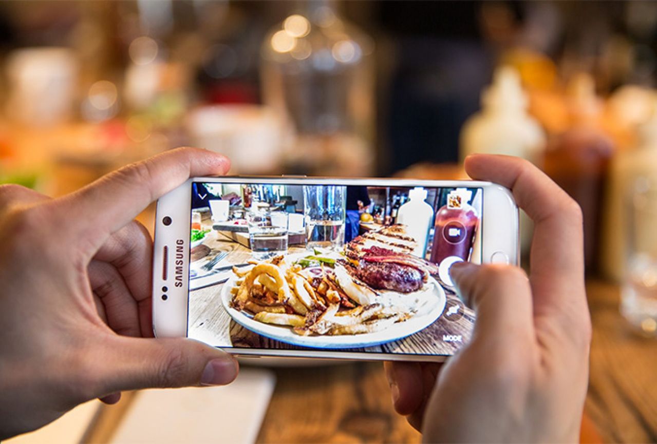 Znate li da je smartphone uzrok vaše loše prehrane?
