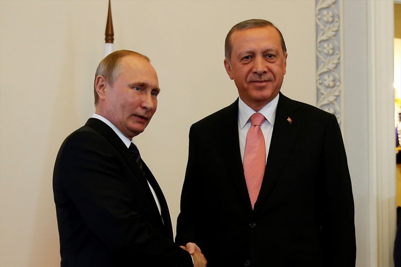 Putin doputovao u Kinu i sastao se s Erdoganom