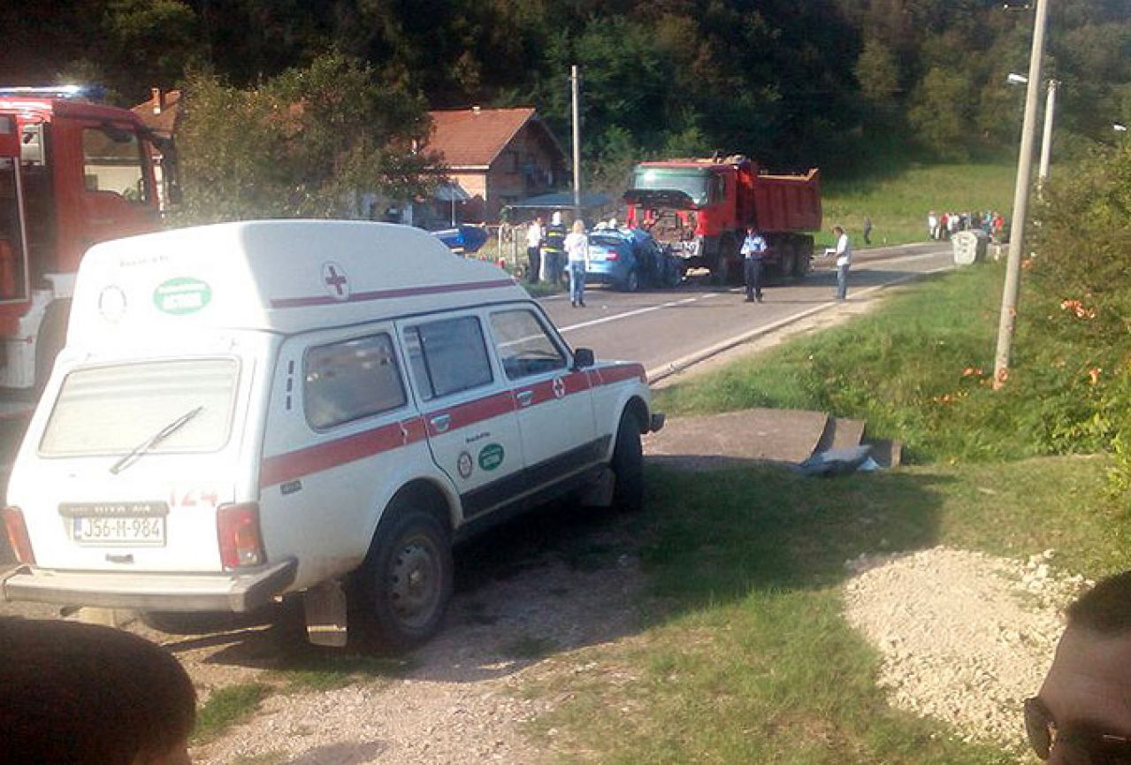 Kod Zvornika poginuo bračni par iz Srbije, ozlijeđena 4-godišnjakinja