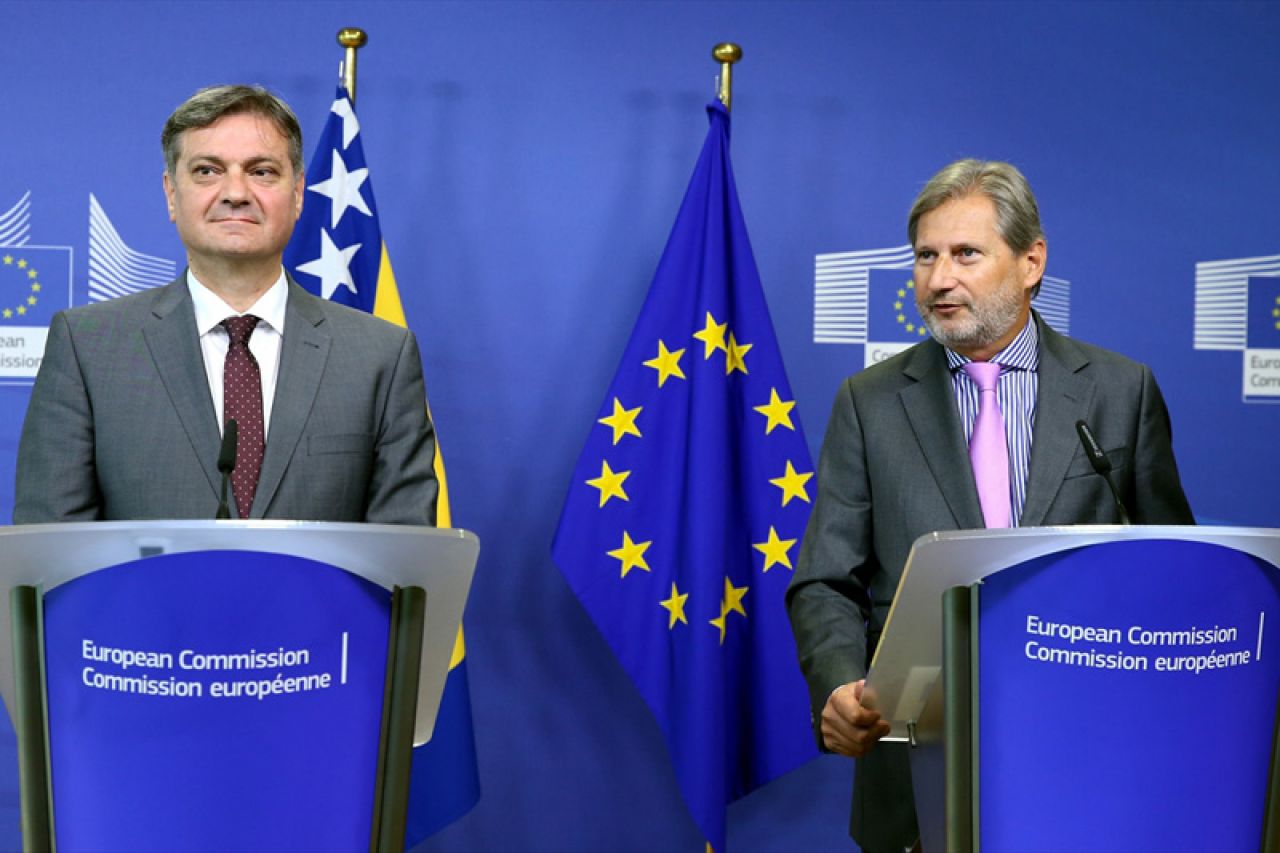 Zvizdić-Hahn: Aplikacija za članstvo BiH u EU trebala bi biti razmatrana 20. rujna