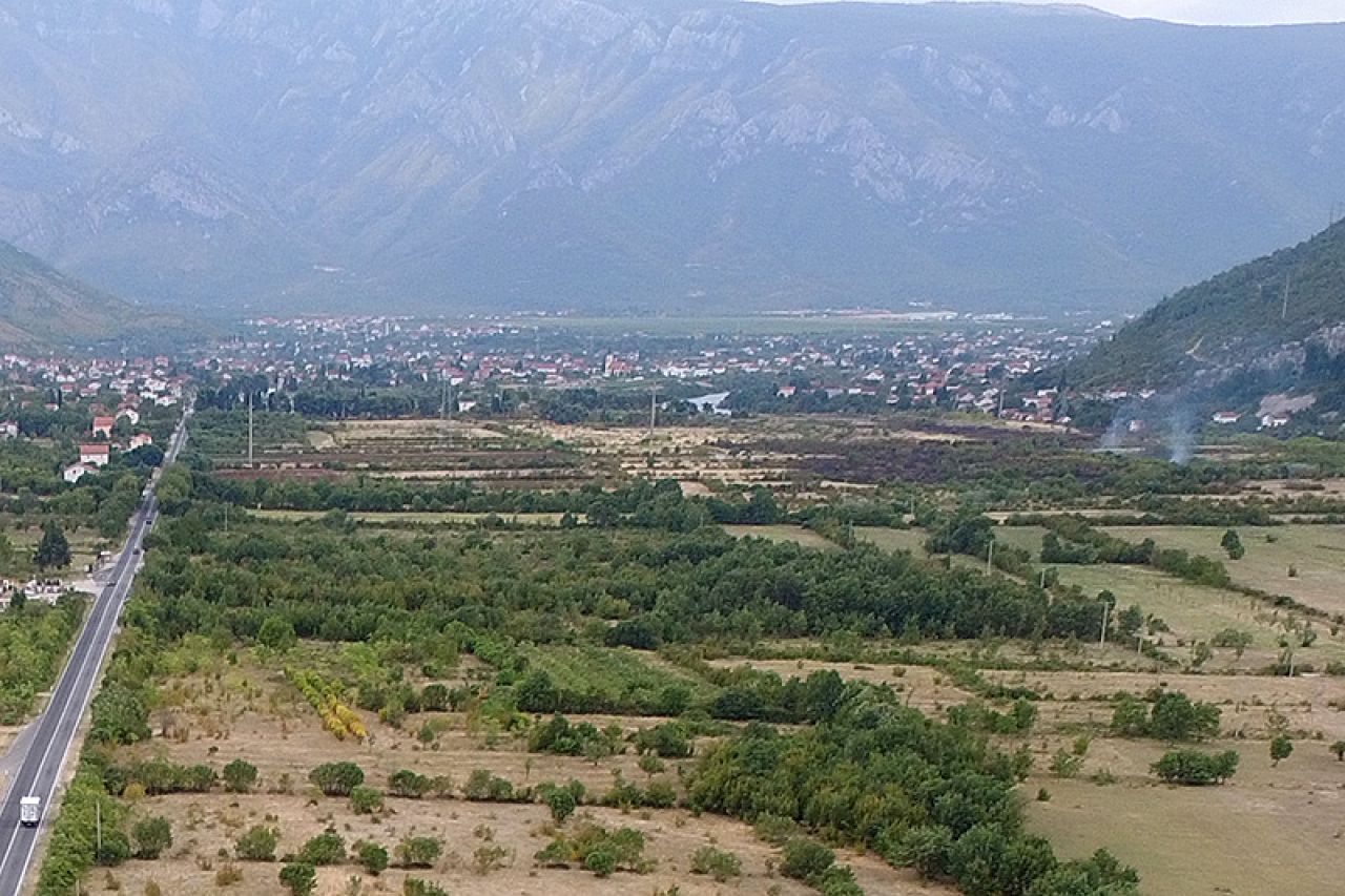 Dva puta gorjelo u Željuši, vatra i na Bišću Polju