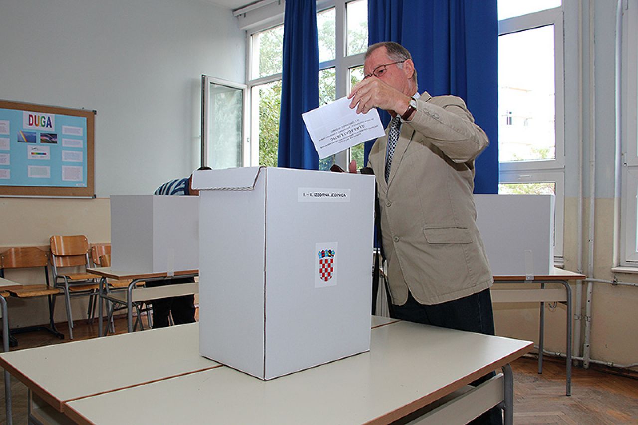 U Mostaru odaziv birača veći nego jučer
