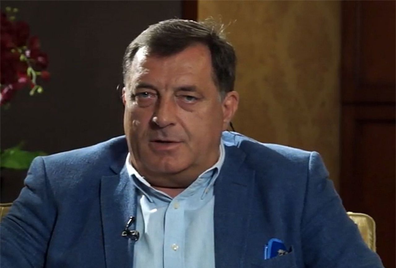 Dodik ponovio: Nema odgode referenduma