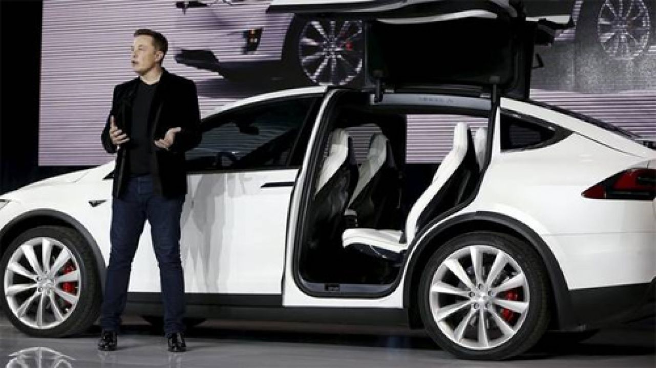 Elon Musk uz objavu nadogradnje Autopilota: "Nema apsolutne sigurnosti"