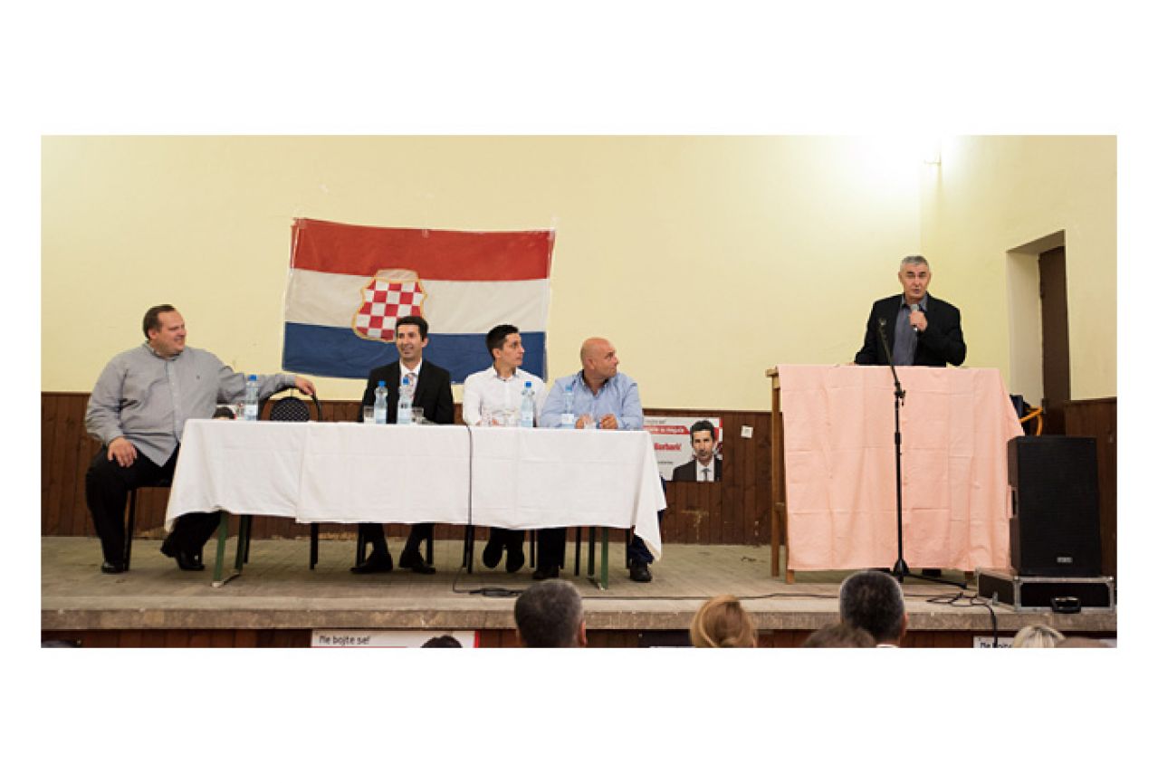 Održan predizborni skup Hrvatskog saveza HKDU-Hrast u MZ Krehin Gradac 