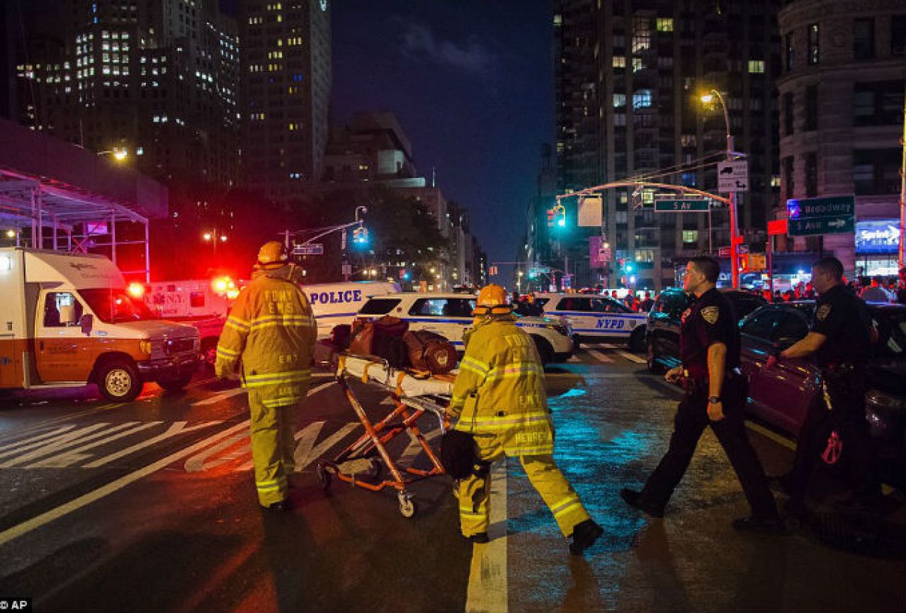 Snažna eksplozija odjeknula njujorškim Manhattanom, više ozlijeđenih