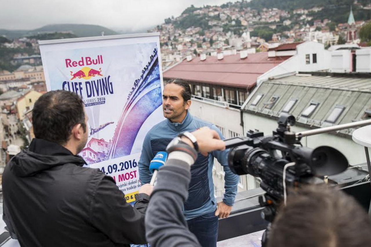Orlando Duque se družio s medijima u Sarajevu, sutra stiže u Mostar