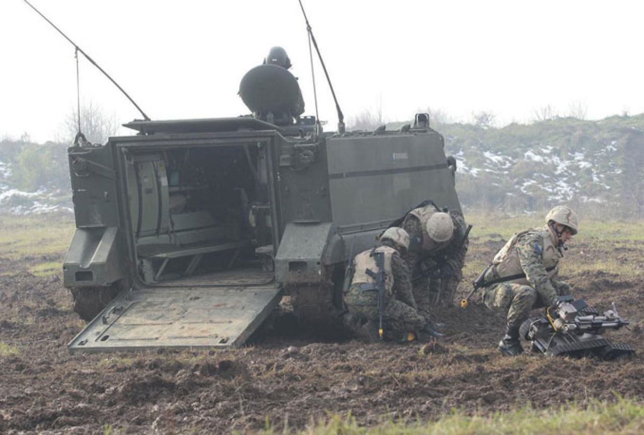 Zajednička vojna vježba OSBiH i EUFOR-a na Manjači