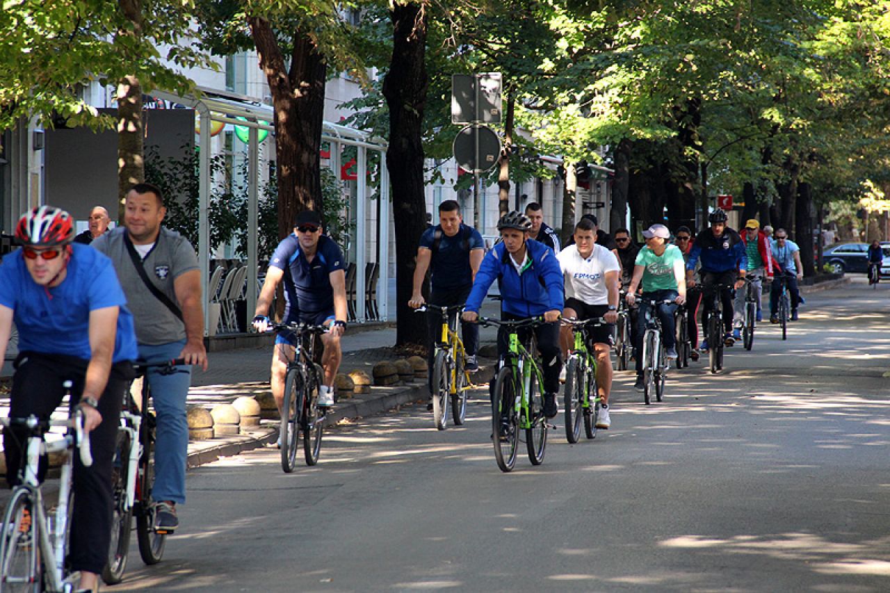 Mostar: Dan bez automobila obilježen biciklijadom