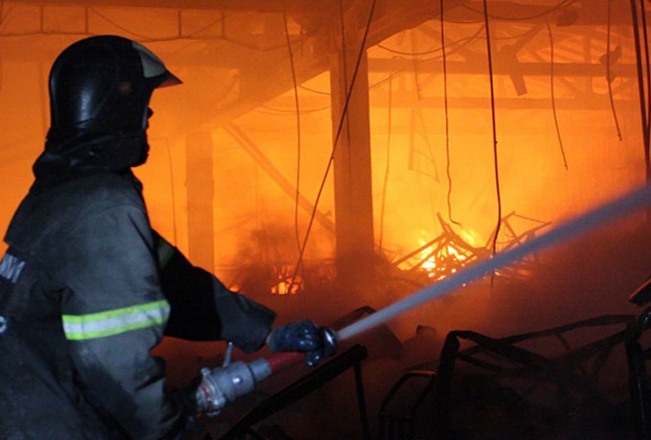 Moskva: Prilikom intervencije nestalo osam vatrogasaca
