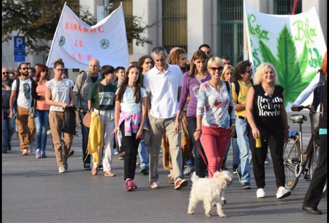 Srbija: Marširali za legalizaciju kanabisa