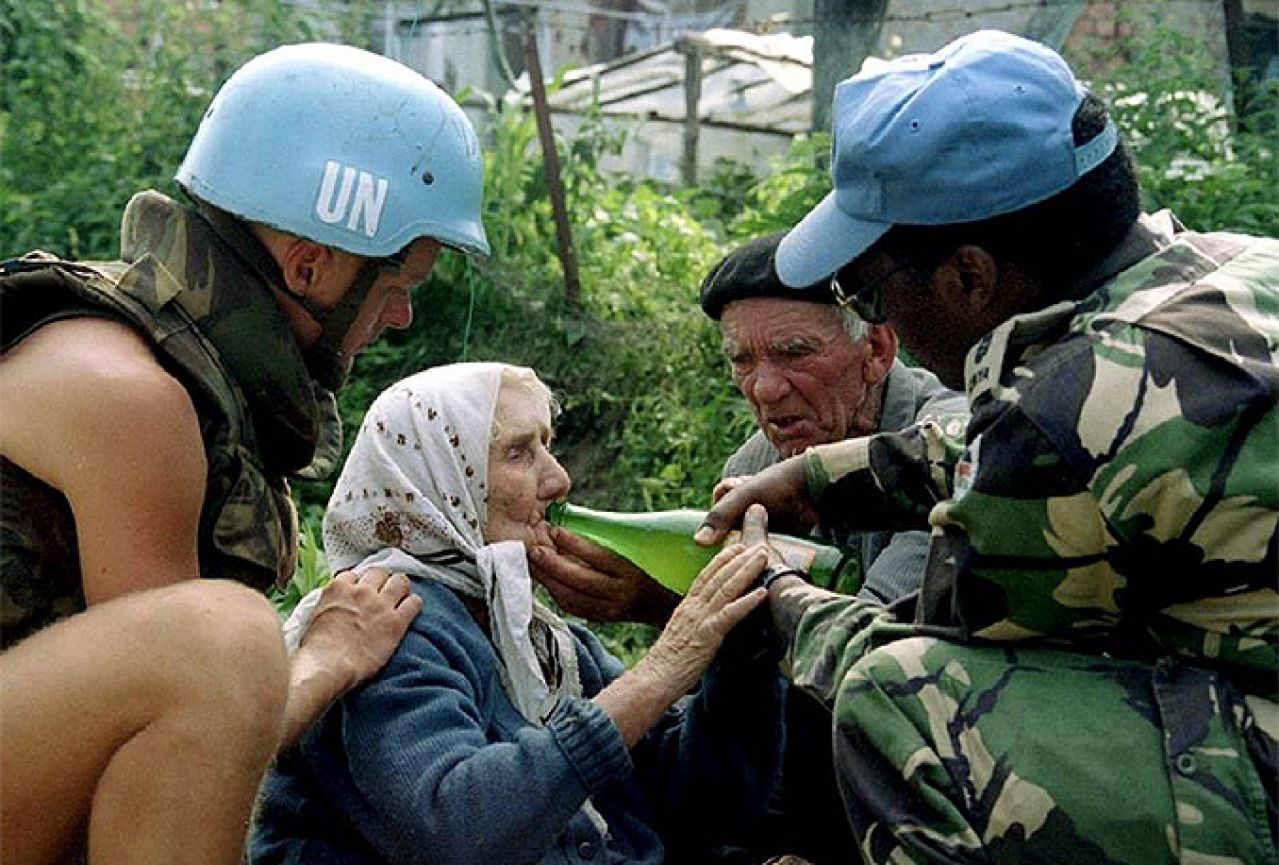 Nizozemski mirovnjaci u Srebrenici mogli bi tužiti  državu zbog "nemoguće misije"