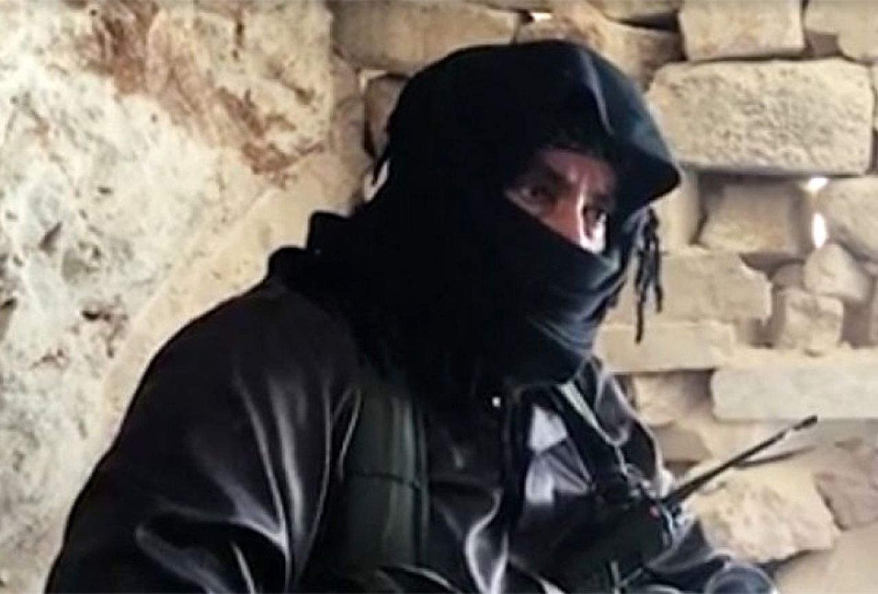 Zapovjednik Al-Nusre tvrdi: Amerikanci nas naoružavaju 