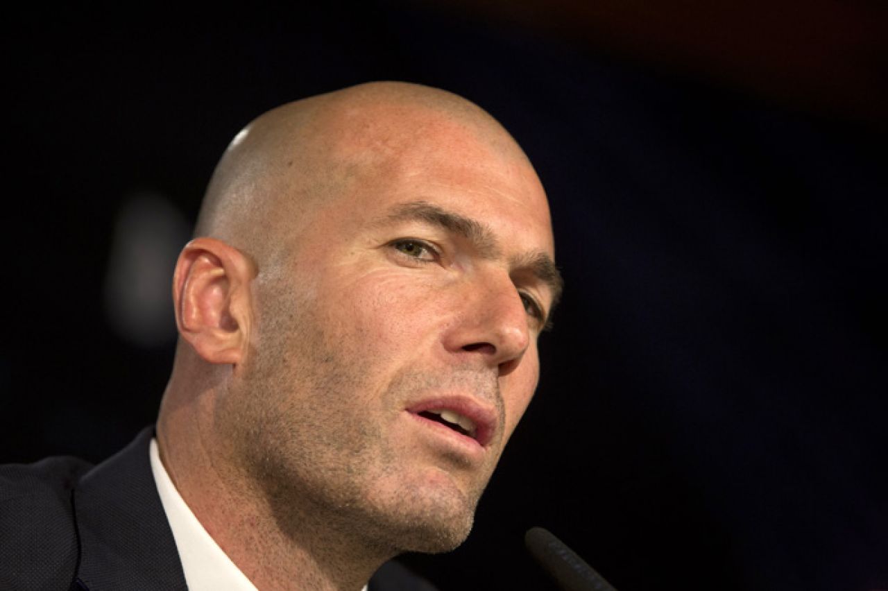 Zidane: Nešto se događa, ovako više ne ide