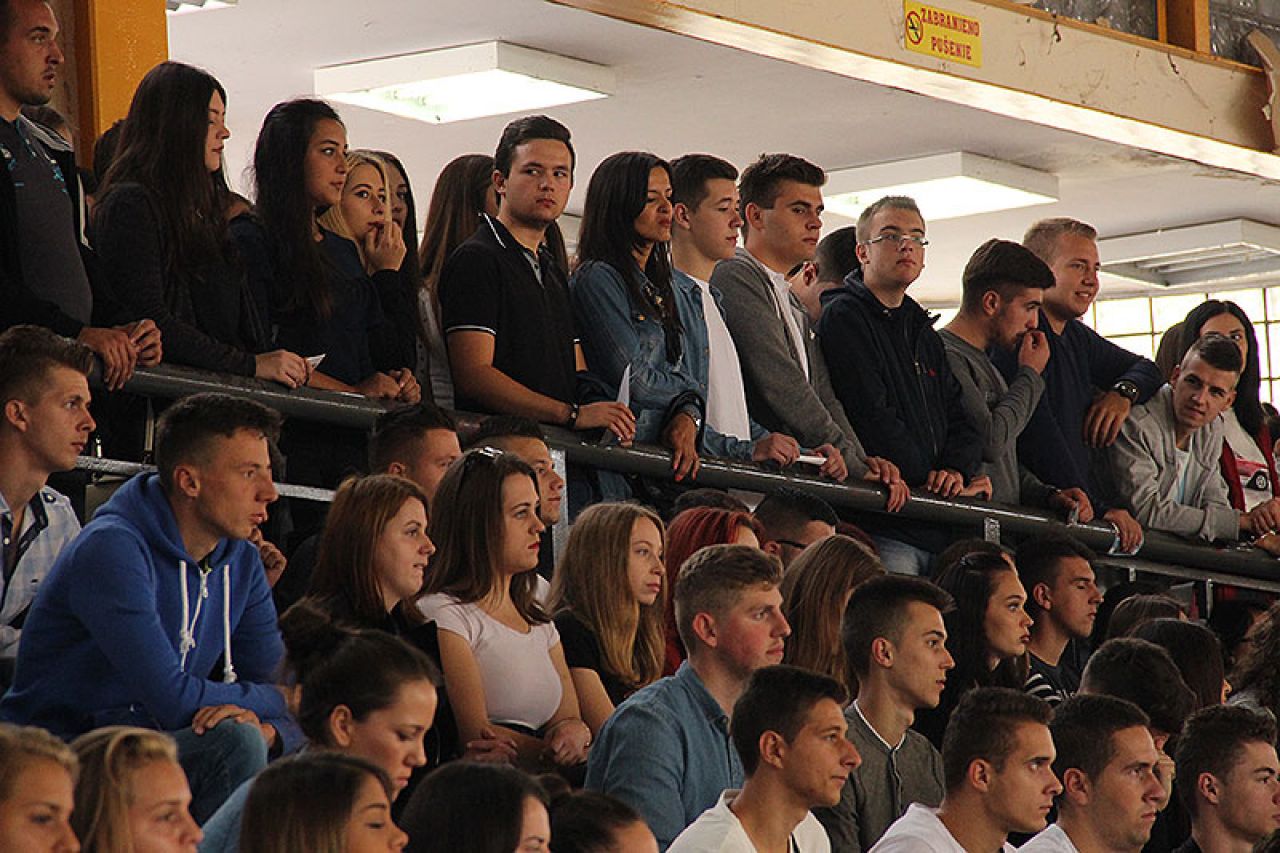 Novih 1200 studenata na Univerzitetu 'Džemal Bijedić'
