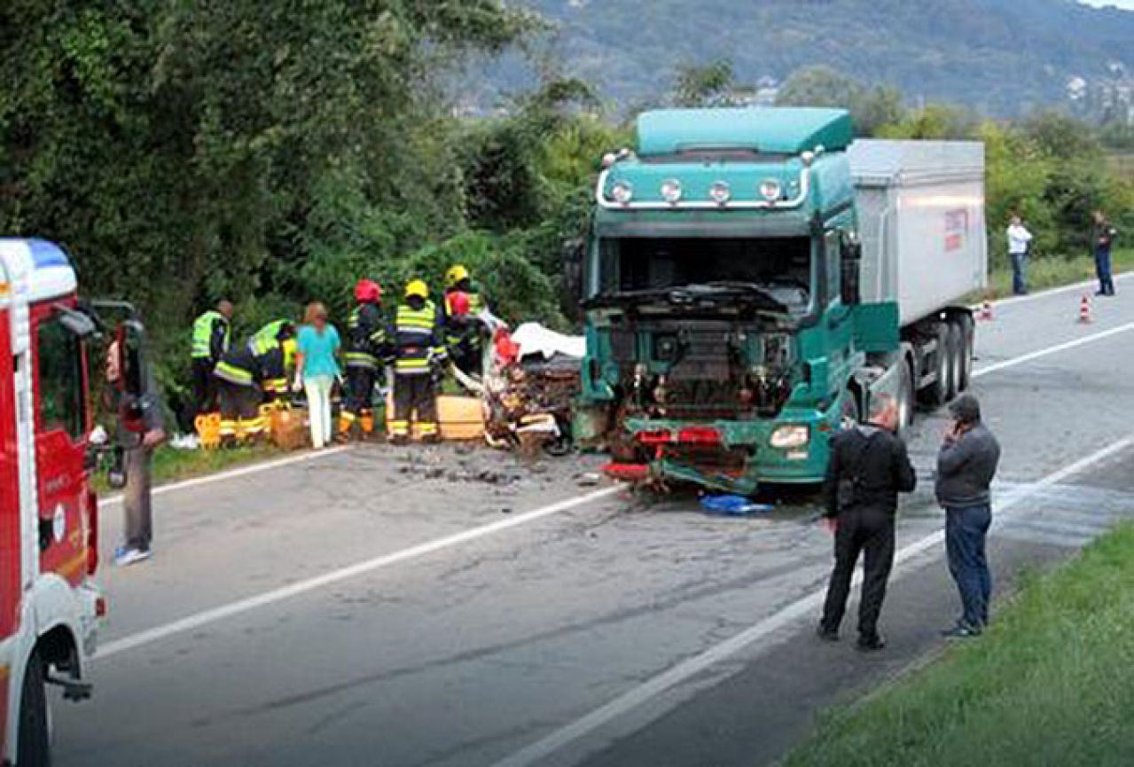 Tragedija u Srbiji: U prometnoj nesreći poginule četiri osobe iz Srebrenice