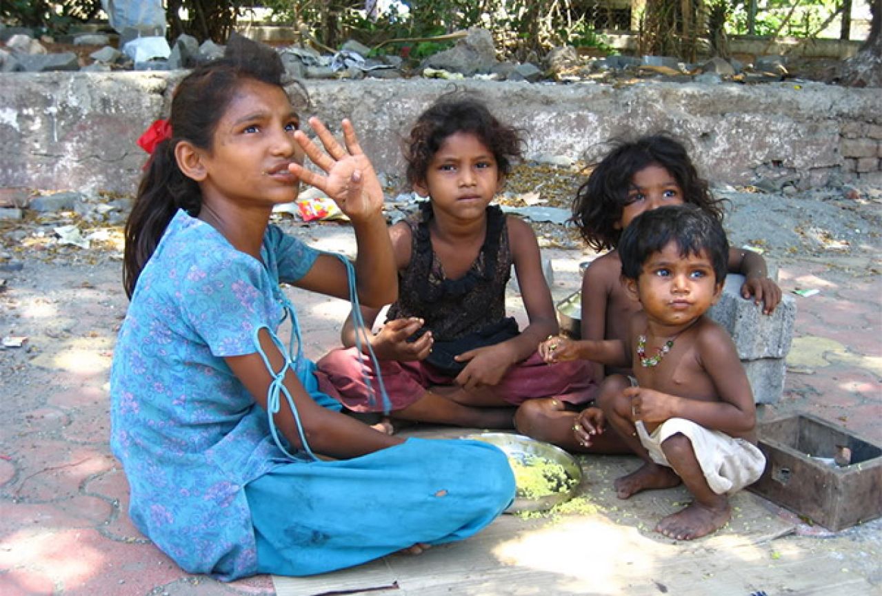 Gotovo 385 milijuna djece u svijetu živi u siromaštvu