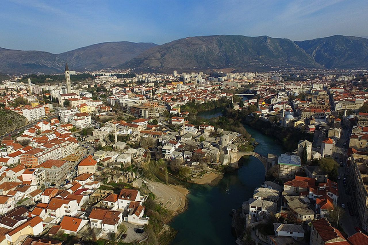 Sajam knjiga u Podgorici: I mostarski most među gostima