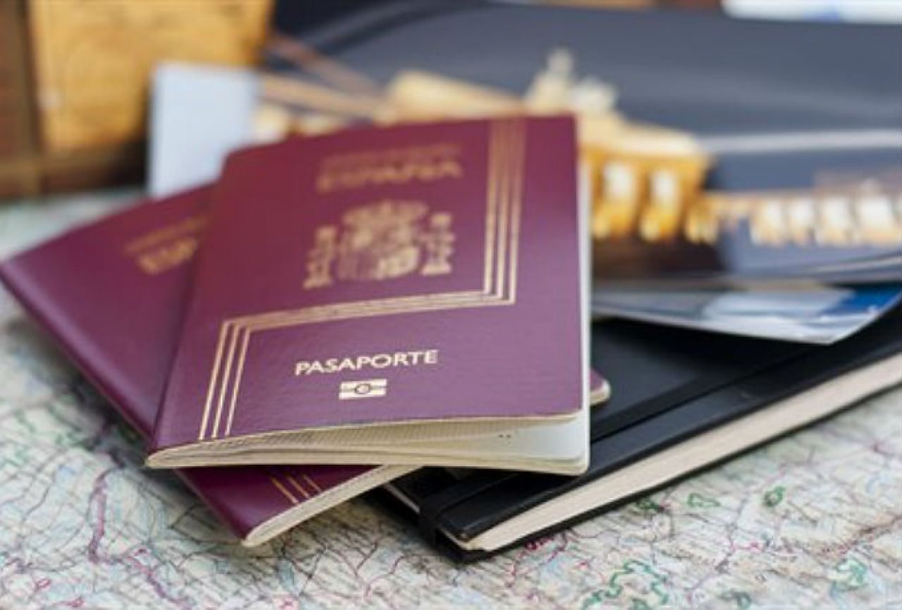 Tuži državu zbog fotografija na putovnicama