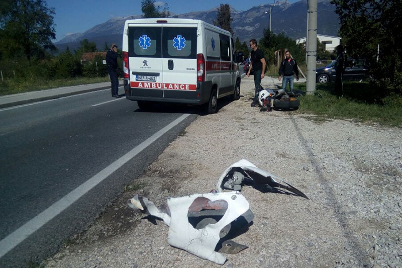 Mostar: Nakon nesreće, motociklist završio na aparatima
