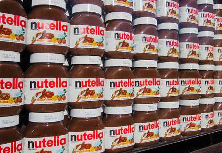 https://storage.bljesak.info/article/172660/450x310/nutella-tegle.jpg