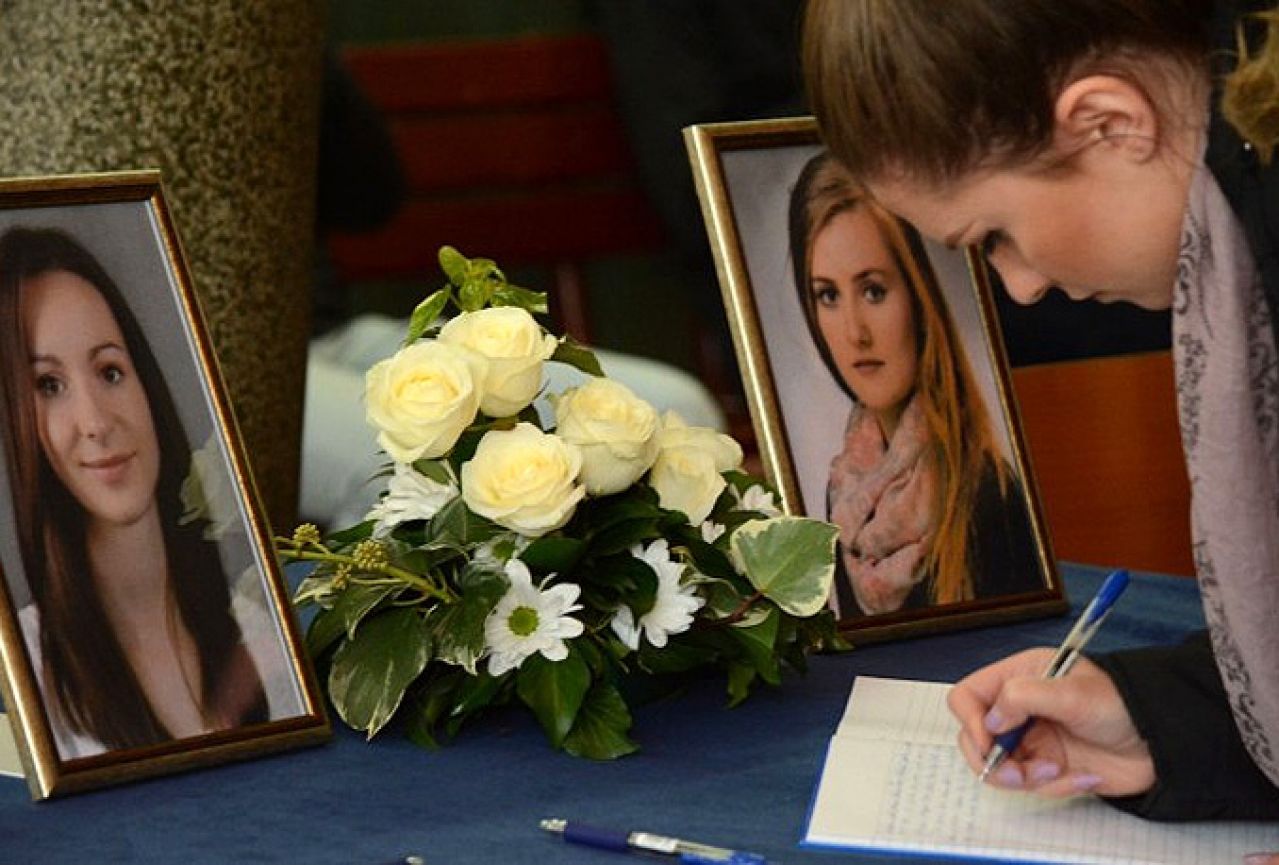 Sarajevo: Kolege se oprostile od nedužno ubijenih studentica