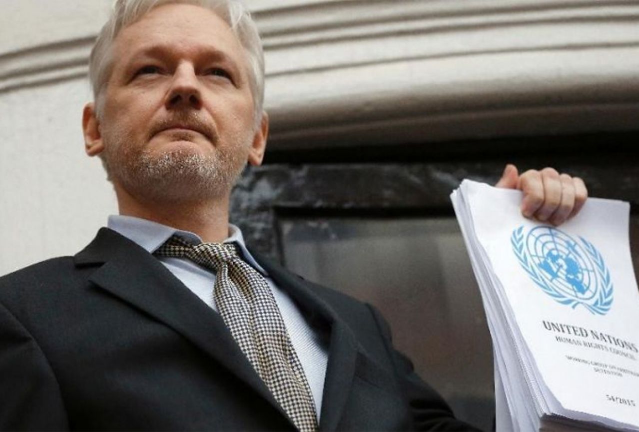 Assange ostao bez interneta zbog miješanje u izbore u SAD-u