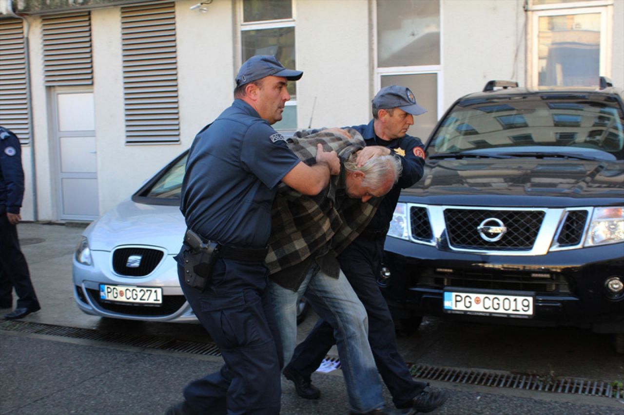 Crna Gora: Teroristi se htjeli prerušiti u policajce i pucati na građane