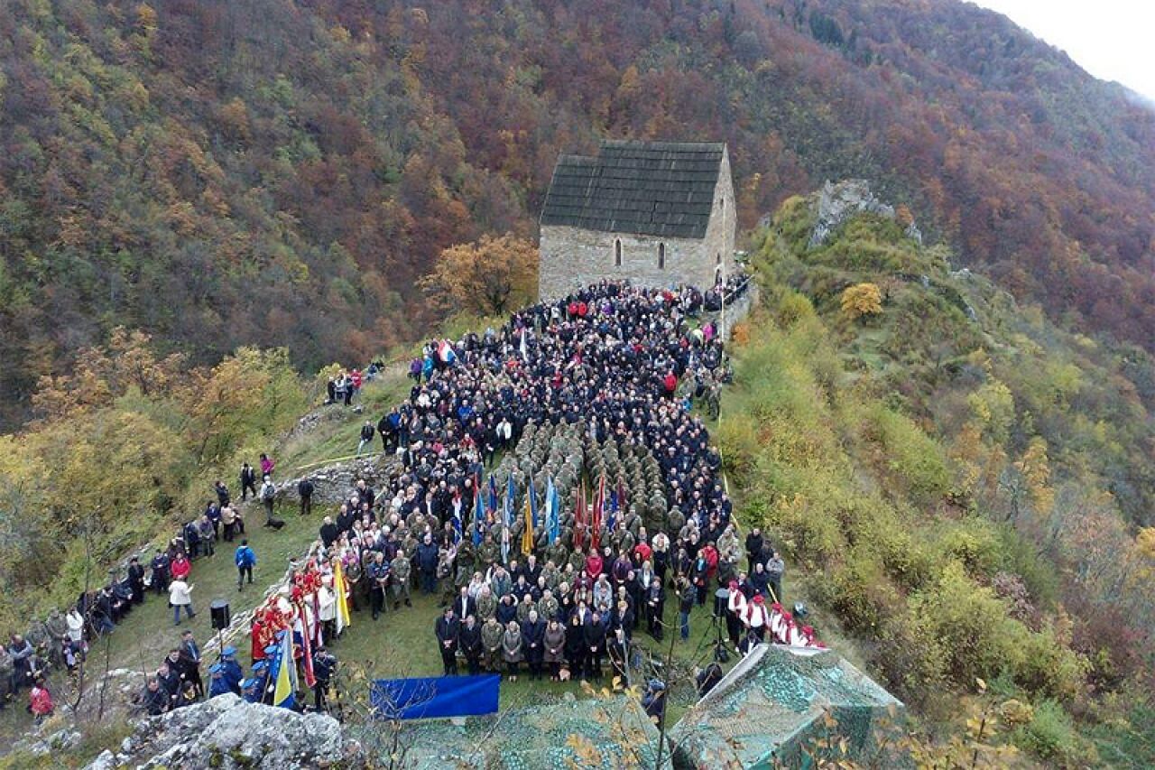 Održan molitveni dan za Domovinu i hodočašće na Bobovac