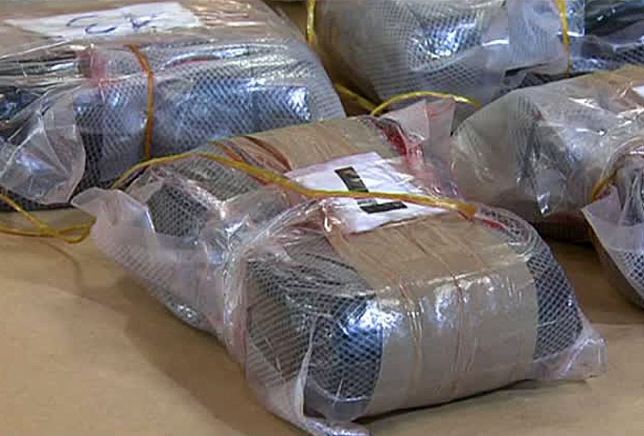 Na Karasovićima zaplijenjeno 8,8 kilograma kokaina