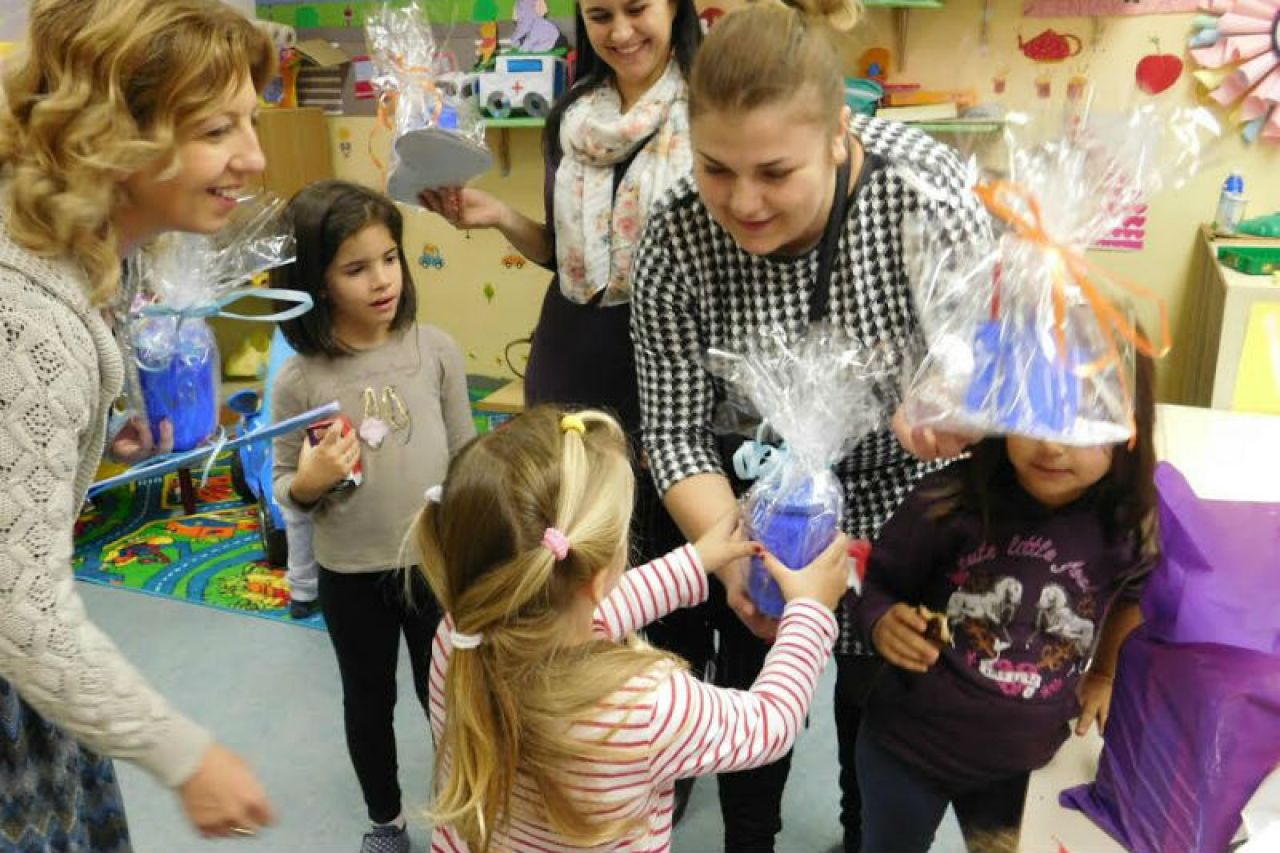 Oprema i igračke na poklon za Dječije vrtiće Mostar