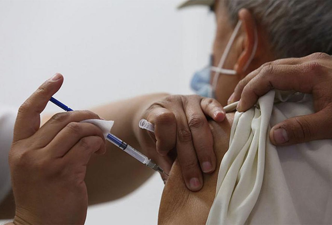 Osigurano 1.560 besplatnih doza cjepiva protiv sezonske gripe za HNŽ