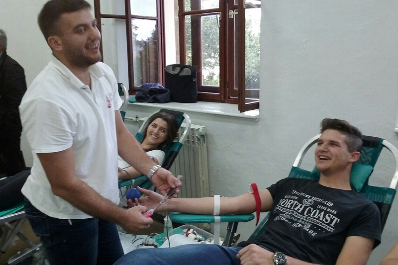 Srednjoškolci zaključili ovogodišnje akcije darivanja krvi u Širokom Brijegu