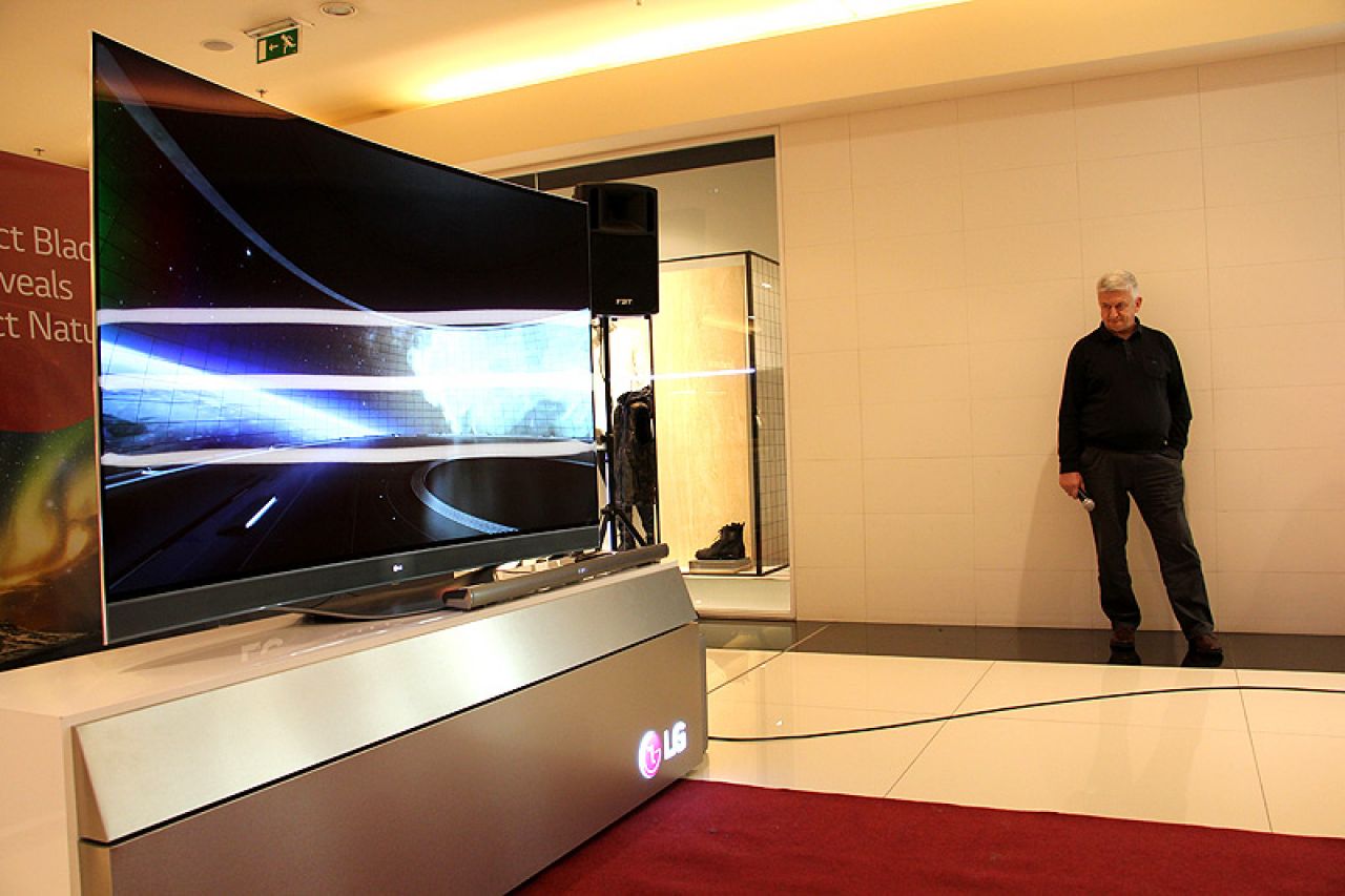 77'' LG OLED: U Mostaru predstavljen najveći TV u regiji