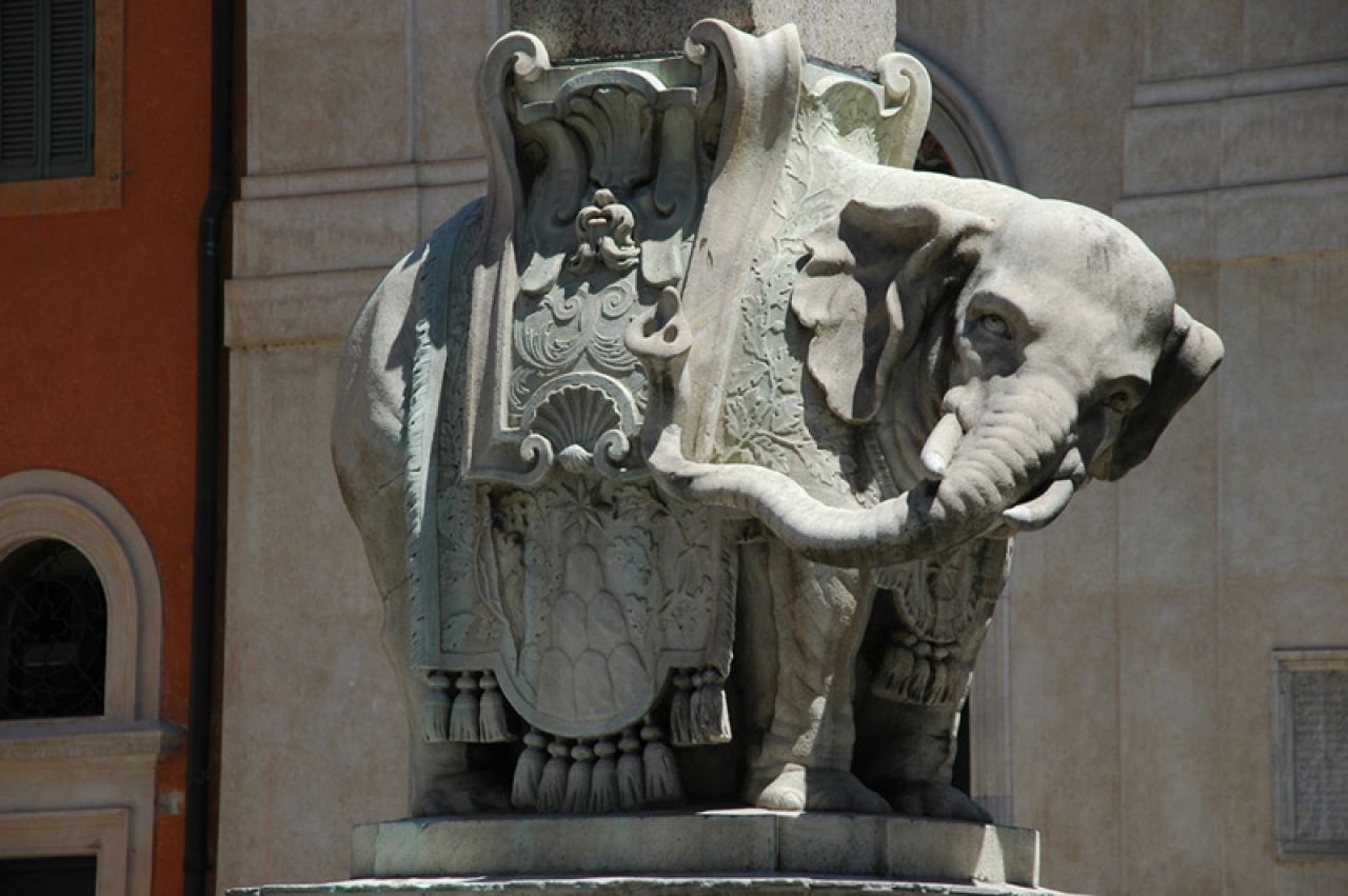 Oštećen jedan od najpoznatijih spomenika u Rimu 