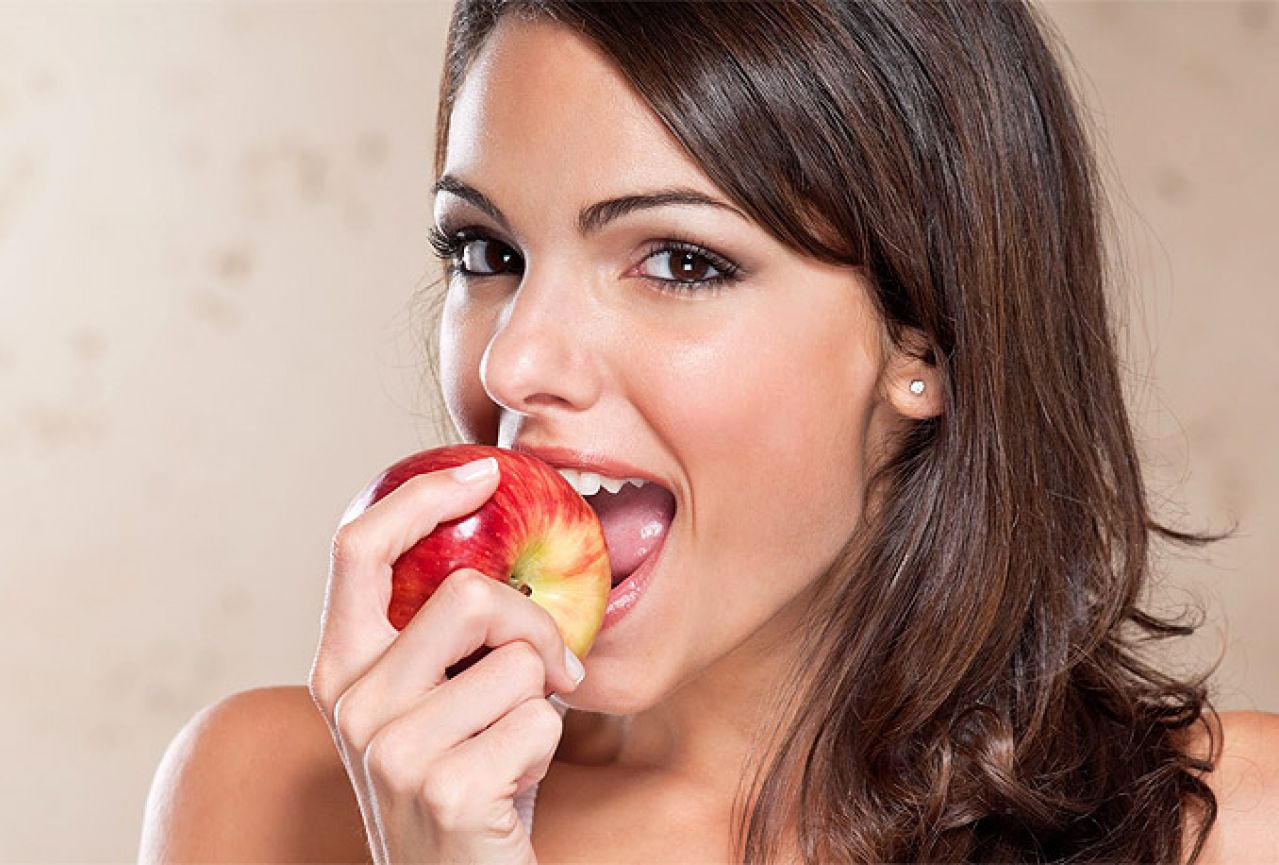 Jabuka na dan tjera doktora van: 10 zanimljivih činjenica o jabukama