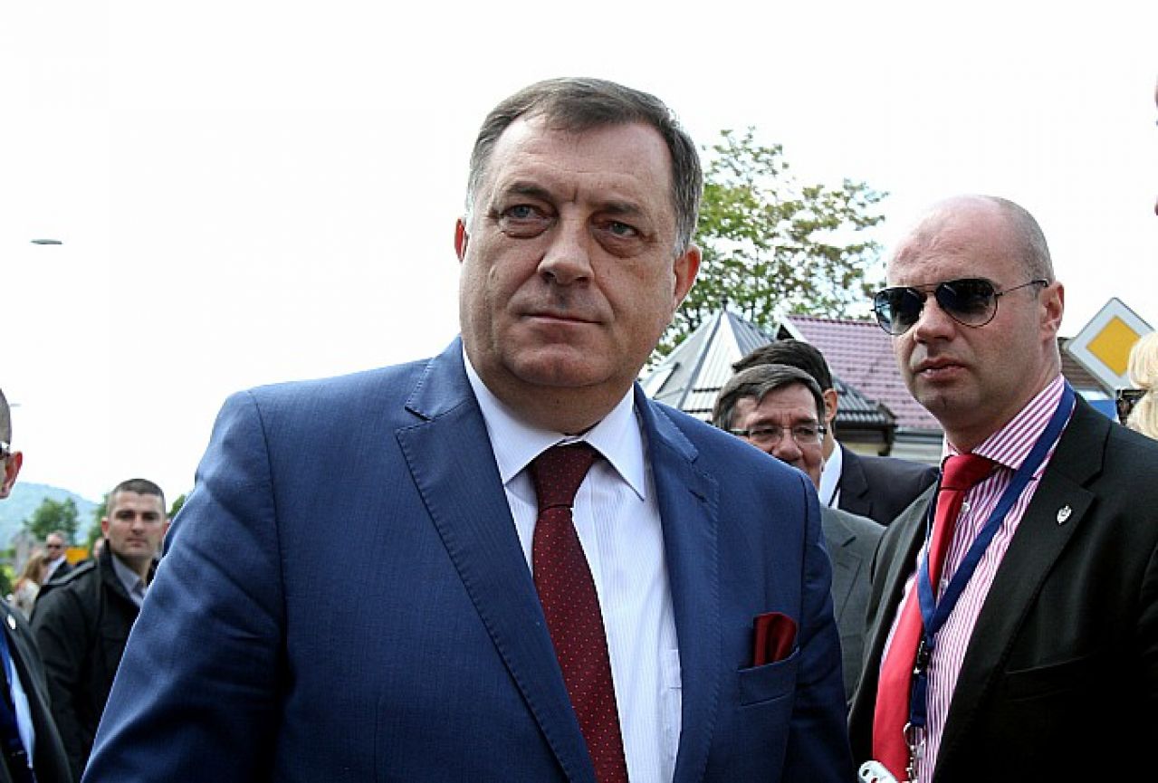 Dodik: Ako stranci ne odu iz Ustavnog suda BiH, blokirati odluke na razini BiH