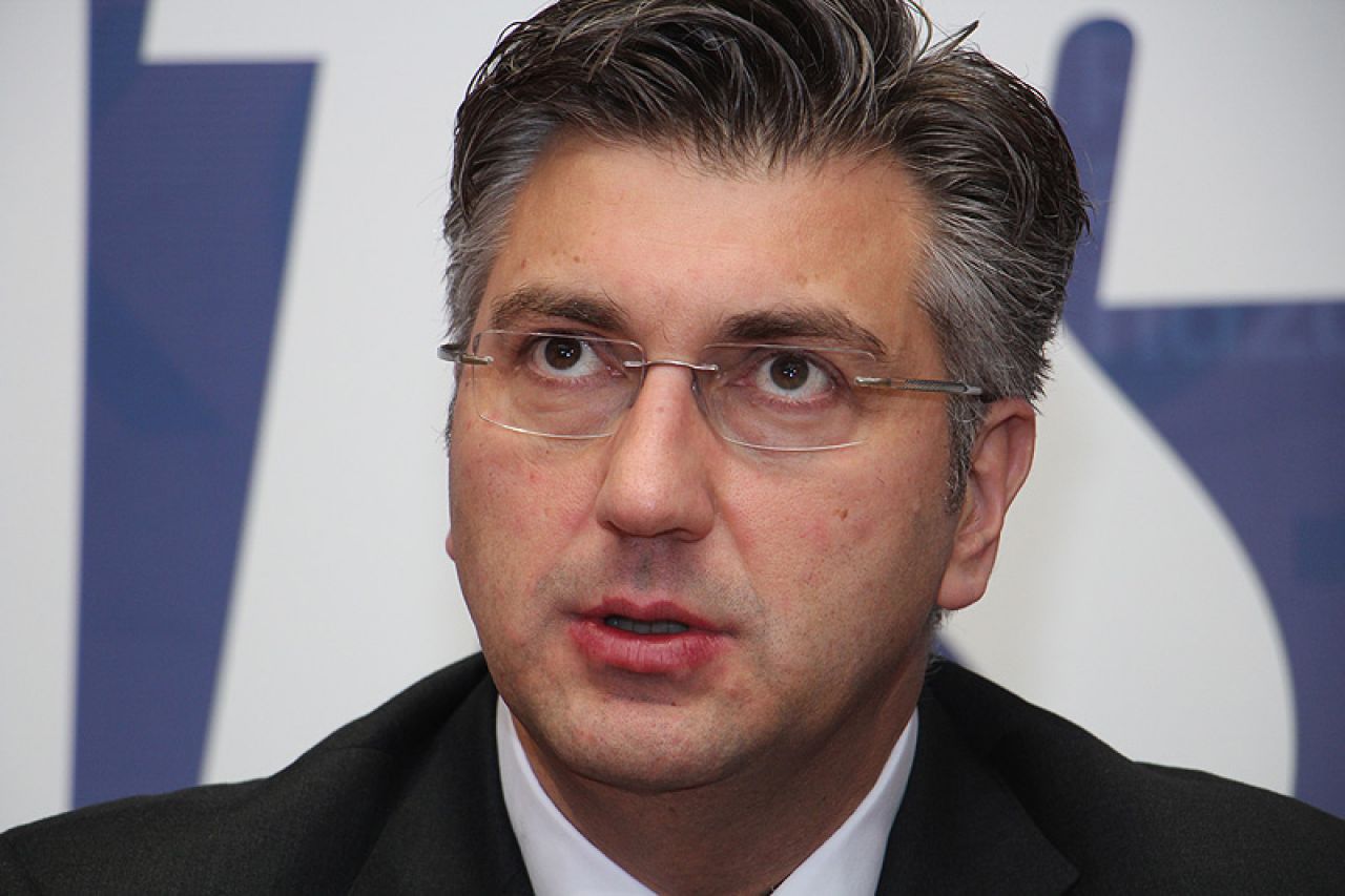 Plenković: Hrvatska za uvođenje bezviznog režima EU-Ukrajina